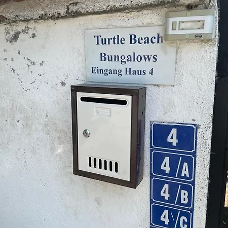 Turtle Bungalows 公寓式酒店